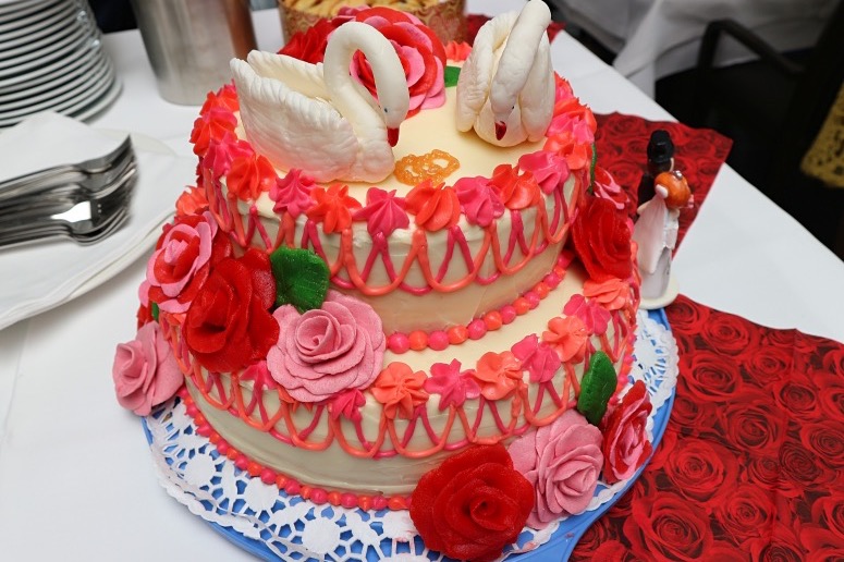 Свадебный торт своими руками - рецепт двухъярусного торта